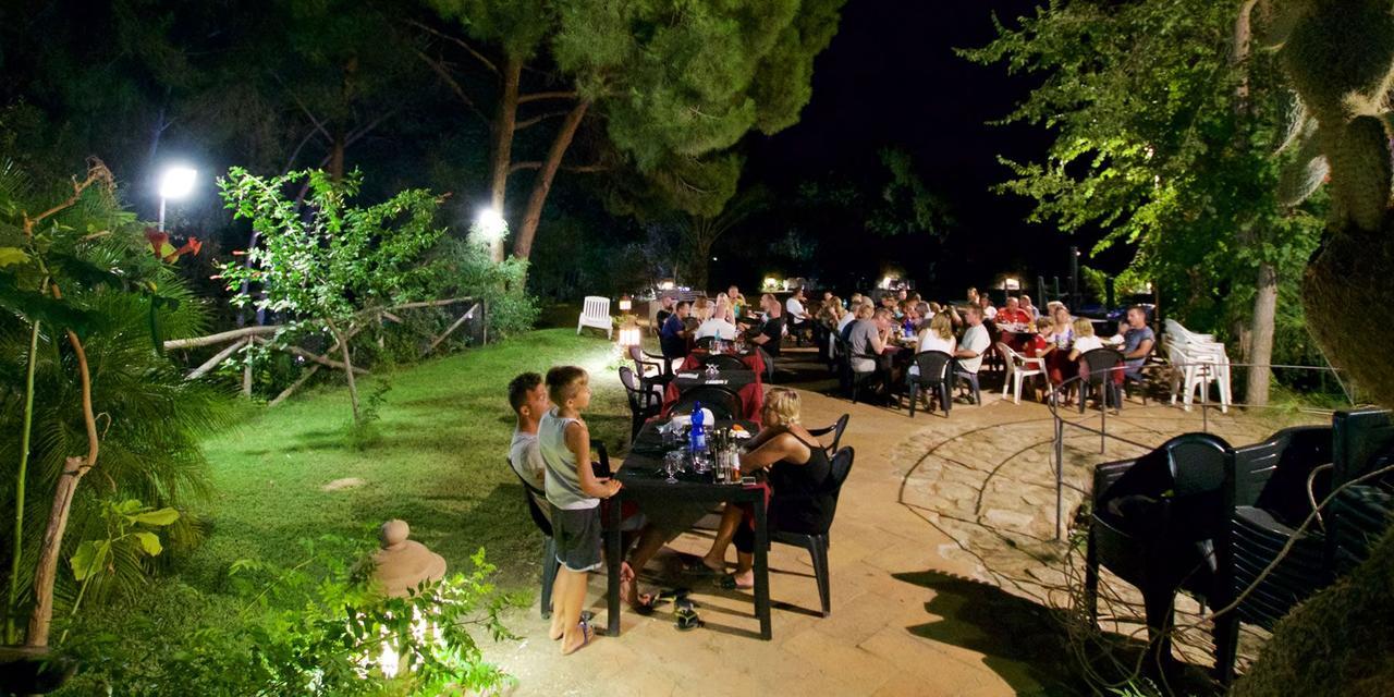 Camping Villaggio L'Ultima Spiaggia Bari Sardo Exteriér fotografie